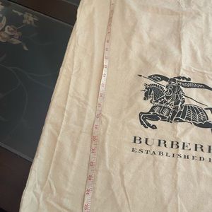 Burberry dust bag